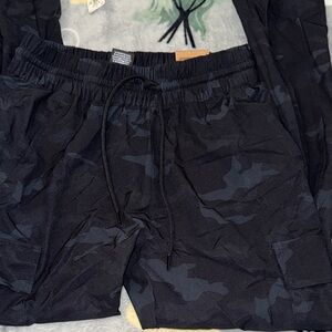 PINK Victoria's Secret Black blue Camo Joggers